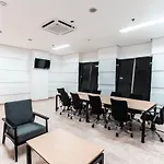 Oyo 1 Townhouse Hotel Salemba